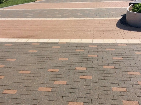 陶瓷透水转铺装效果图