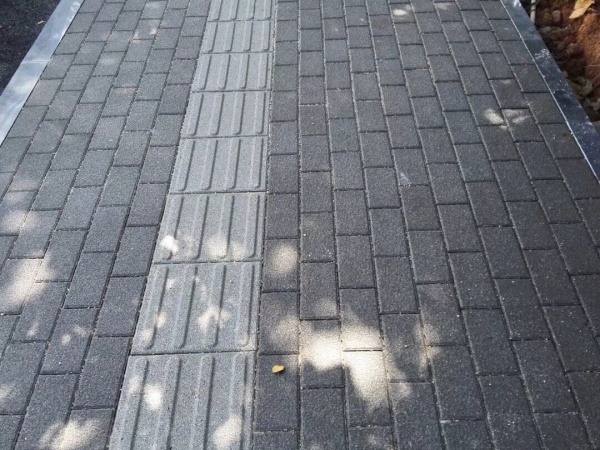 陶瓷透水转铺装效果图